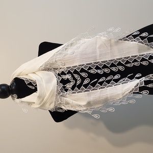 Swedish shop linen shawl